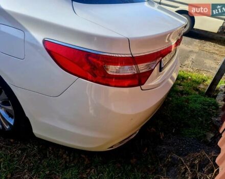 Белый Хендай Азера, объемом двигателя 3 л и пробегом 105 тыс. км за 11000 $, фото 12 на Automoto.ua