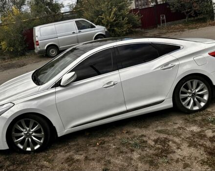 Белый Хендай Азера, объемом двигателя 3 л и пробегом 120 тыс. км за 10500 $, фото 9 на Automoto.ua