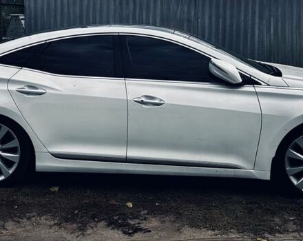 Белый Хендай Азера, объемом двигателя 3 л и пробегом 120 тыс. км за 10500 $, фото 7 на Automoto.ua