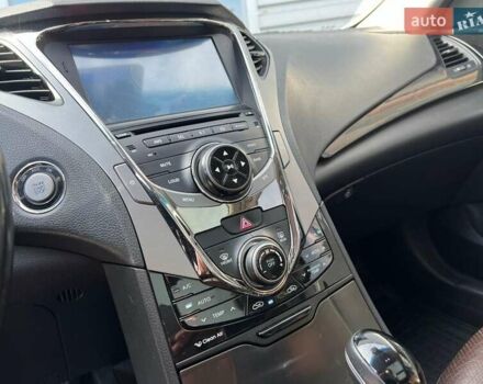 Белый Хендай Азера, объемом двигателя 3 л и пробегом 173 тыс. км за 13499 $, фото 23 на Automoto.ua