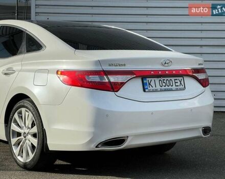 Белый Хендай Азера, объемом двигателя 3 л и пробегом 173 тыс. км за 13499 $, фото 1 на Automoto.ua