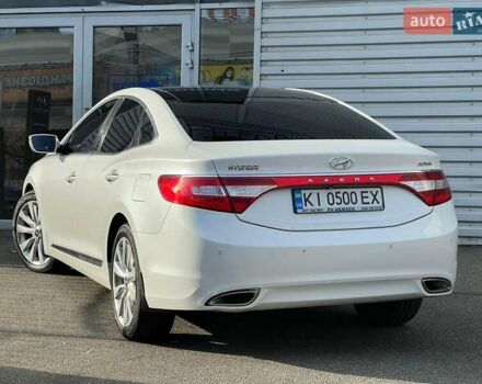Белый Хендай Азера, объемом двигателя 3 л и пробегом 173 тыс. км за 13499 $, фото 5 на Automoto.ua