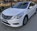 Белый Хендай Азера, объемом двигателя 3 л и пробегом 217 тыс. км за 11500 $, фото 1 на Automoto.ua