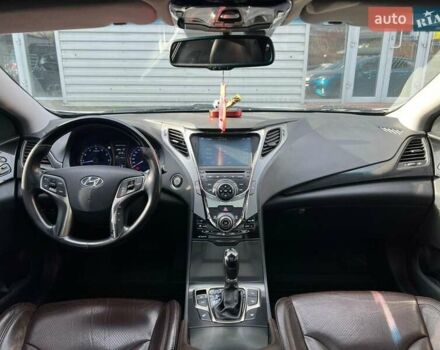 Белый Хендай Азера, объемом двигателя 3 л и пробегом 173 тыс. км за 13499 $, фото 12 на Automoto.ua