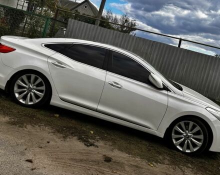 Белый Хендай Азера, объемом двигателя 3 л и пробегом 120 тыс. км за 10500 $, фото 6 на Automoto.ua