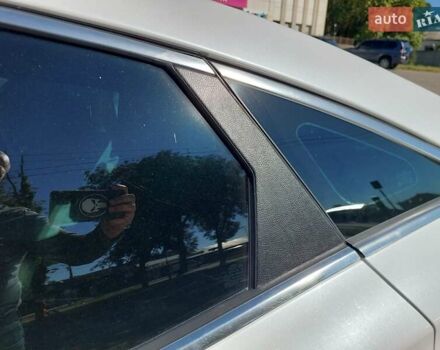 Белый Хендай Азера, объемом двигателя 3.3 л и пробегом 164 тыс. км за 11000 $, фото 10 на Automoto.ua