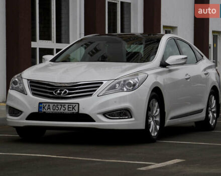 Белый Хендай Азера, объемом двигателя 3 л и пробегом 144 тыс. км за 11800 $, фото 1 на Automoto.ua