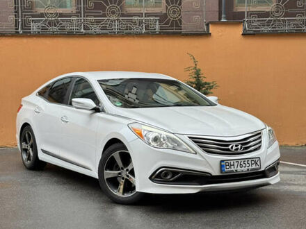 Белый Хендай Азера, объемом двигателя 3.3 л и пробегом 178 тыс. км за 12000 $, фото 1 на Automoto.ua