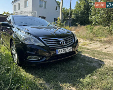 Черный Хендай Азера, объемом двигателя 3 л и пробегом 181 тыс. км за 12200 $, фото 3 на Automoto.ua