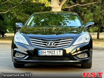 Чорний Хендай Азера, об'ємом двигуна 3.3 л та пробігом 189 тис. км за 9500 $, фото 1 на Automoto.ua