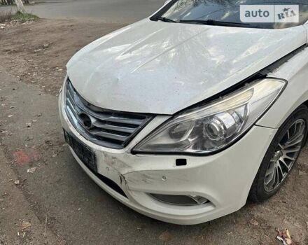 Хендай Азера, об'ємом двигуна 3 л та пробігом 190 тис. км за 10500 $, фото 1 на Automoto.ua