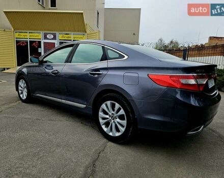 Сірий Хендай Азера, об'ємом двигуна 3 л та пробігом 196 тис. км за 9550 $, фото 13 на Automoto.ua