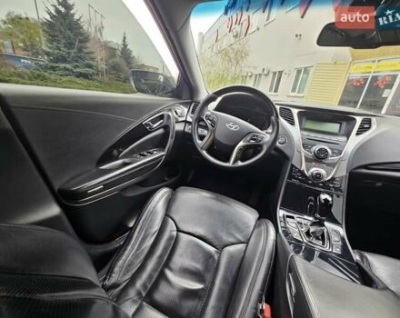 Сірий Хендай Азера, об'ємом двигуна 3 л та пробігом 196 тис. км за 9550 $, фото 28 на Automoto.ua