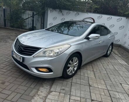 Серый Хендай Азера, объемом двигателя 3 л и пробегом 179 тыс. км за 10500 $, фото 17 на Automoto.ua