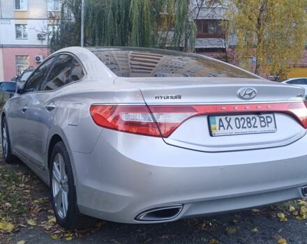 Серый Хендай Азера, объемом двигателя 3 л и пробегом 200 тыс. км за 263 $, фото 11 на Automoto.ua
