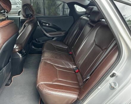 Серый Хендай Азера, объемом двигателя 3 л и пробегом 179 тыс. км за 10500 $, фото 16 на Automoto.ua