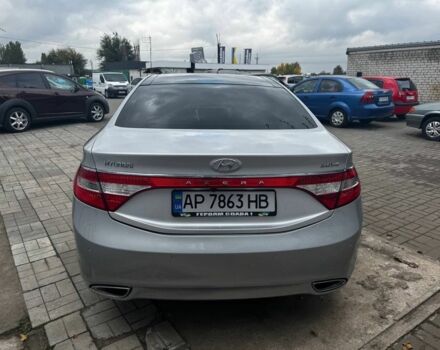 Серый Хендай Азера, объемом двигателя 3 л и пробегом 179 тыс. км за 10500 $, фото 5 на Automoto.ua