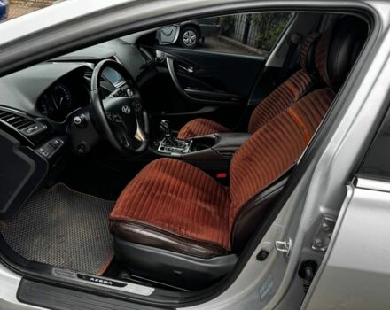 Серый Хендай Азера, объемом двигателя 3 л и пробегом 179 тыс. км за 10500 $, фото 8 на Automoto.ua