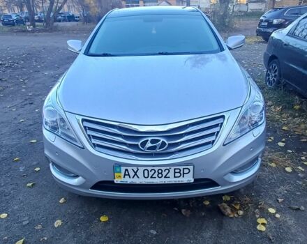 Серый Хендай Азера, объемом двигателя 3 л и пробегом 200 тыс. км за 263 $, фото 6 на Automoto.ua