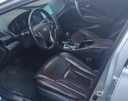 Серый Хендай Азера, объемом двигателя 3 л и пробегом 200 тыс. км за 263 $, фото 13 на Automoto.ua