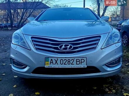 Серый Хендай Азера, объемом двигателя 3 л и пробегом 203 тыс. км за 11500 $, фото 1 на Automoto.ua