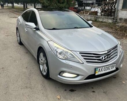 Сірий Хендай Азера, об'ємом двигуна 3 л та пробігом 197 тис. км за 14000 $, фото 1 на Automoto.ua
