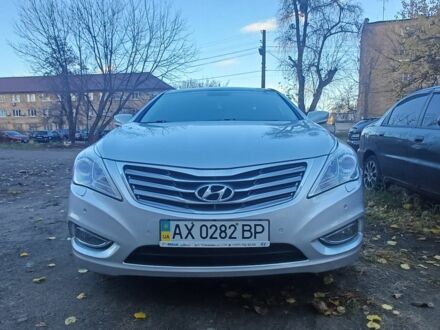 Серый Хендай Азера, объемом двигателя 3 л и пробегом 200 тыс. км за 263 $, фото 1 на Automoto.ua