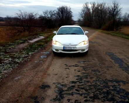 Білий Хендай Купе, об'ємом двигуна 2 л та пробігом 1 тис. км за 2800 $, фото 3 на Automoto.ua