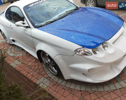 Белый Хендай Купе, объемом двигателя 1.6 л и пробегом 110 тыс. км за 6500 $, фото 7 на Automoto.ua