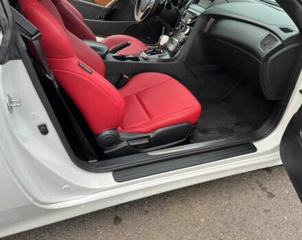 Белый Хендай Купе, объемом двигателя 2 л и пробегом 113 тыс. км за 11500 $, фото 21 на Automoto.ua