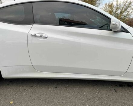 Белый Хендай Купе, объемом двигателя 2 л и пробегом 113 тыс. км за 11500 $, фото 3 на Automoto.ua