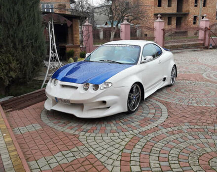 Белый Хендай Купе, объемом двигателя 1.6 л и пробегом 110 тыс. км за 6500 $, фото 1 на Automoto.ua