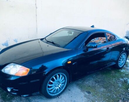 Черный Хендай Купе, объемом двигателя 2 л и пробегом 250 тыс. км за 3788 $, фото 1 на Automoto.ua