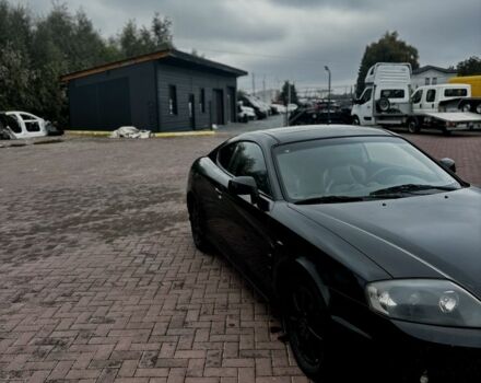 Чорний Хендай Купе, об'ємом двигуна 2 л та пробігом 312 тис. км за 3450 $, фото 2 на Automoto.ua