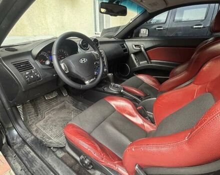 Черный Хендай Купе, объемом двигателя 1.98 л и пробегом 210 тыс. км за 7500 $, фото 5 на Automoto.ua