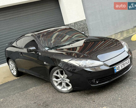 Черный Хендай Купе, объемом двигателя 2.66 л и пробегом 110 тыс. км за 4499 $, фото 3 на Automoto.ua