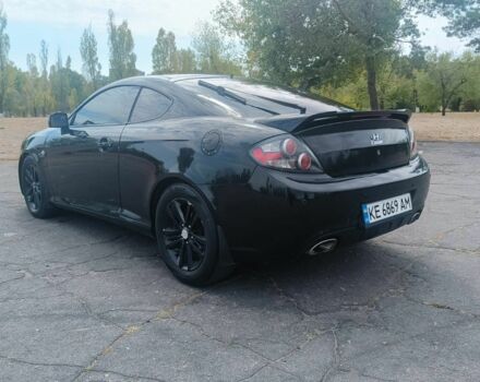 Черный Хендай Купе, объемом двигателя 2 л и пробегом 210 тыс. км за 5800 $, фото 6 на Automoto.ua