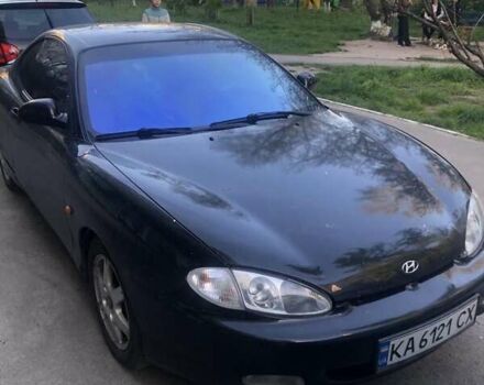 Черный Хендай Купе, объемом двигателя 2 л и пробегом 266 тыс. км за 2700 $, фото 1 на Automoto.ua