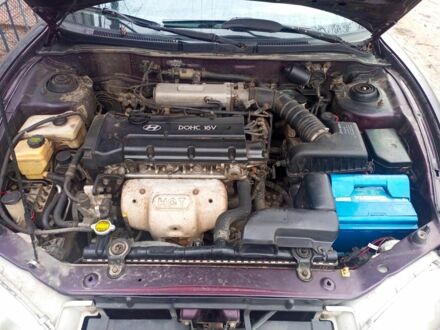 Фіолетовий Хендай Купе, об'ємом двигуна 2 л та пробігом 3 тис. км за 2300 $, фото 1 на Automoto.ua