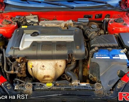 Червоний Хендай Купе, об'ємом двигуна 2 л та пробігом 213 тис. км за 5000 $, фото 4 на Automoto.ua