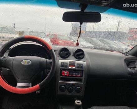 Красный Хендай Купе, объемом двигателя 16 л и пробегом 250 тыс. км за 4190 $, фото 8 на Automoto.ua