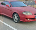 Красный Хендай Купе, объемом двигателя 1.6 л и пробегом 173 тыс. км за 4000 $, фото 1 на Automoto.ua