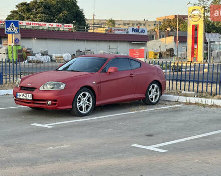 Красный Хендай Купе, объемом двигателя 1.6 л и пробегом 173 тыс. км за 4000 $, фото 1 на Automoto.ua