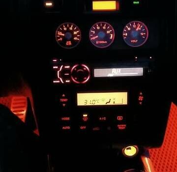 Червоний Хендай Купе, об'ємом двигуна 2.7 л та пробігом 186 тис. км за 5800 $, фото 2 на Automoto.ua