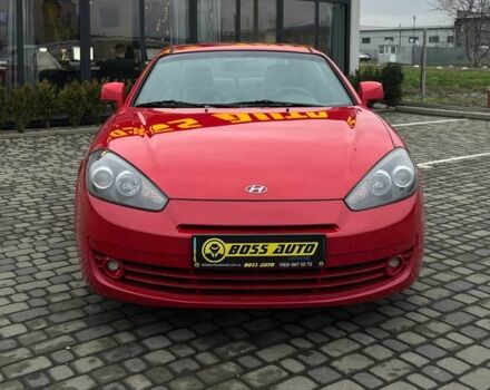 Красный Хендай Купе, объемом двигателя 2 л и пробегом 170 тыс. км за 6500 $, фото 1 на Automoto.ua