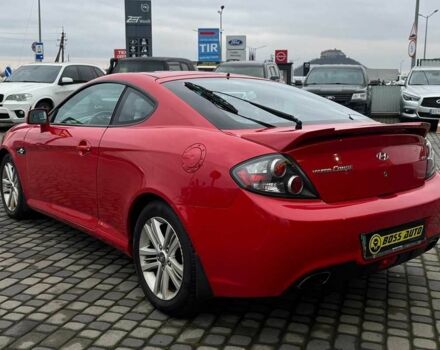 Красный Хендай Купе, объемом двигателя 2 л и пробегом 170 тыс. км за 6500 $, фото 4 на Automoto.ua