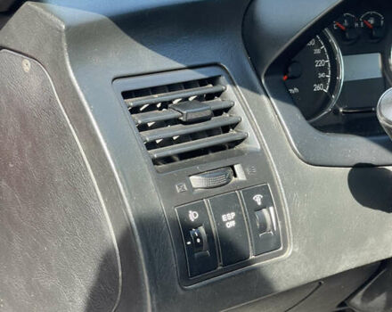 Червоний Хендай Купе, об'ємом двигуна 1.98 л та пробігом 215 тис. км за 5499 $, фото 51 на Automoto.ua