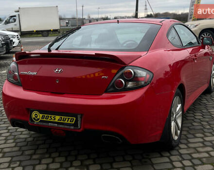 Красный Хендай Купе, объемом двигателя 2 л и пробегом 170 тыс. км за 6500 $, фото 6 на Automoto.ua