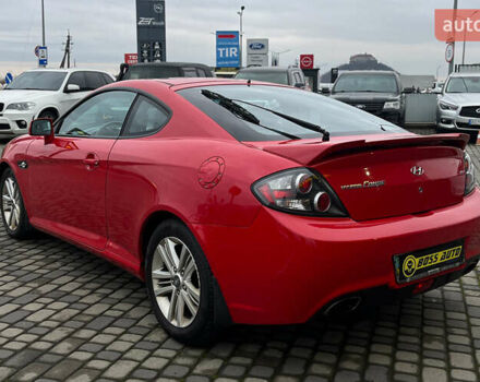 Красный Хендай Купе, объемом двигателя 2 л и пробегом 170 тыс. км за 6500 $, фото 4 на Automoto.ua