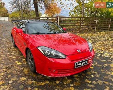 Червоний Хендай Купе, об'ємом двигуна 2 л та пробігом 209 тис. км за 6490 $, фото 2 на Automoto.ua
